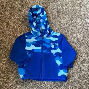 Like new The North Face fleece, size 3-6 months
